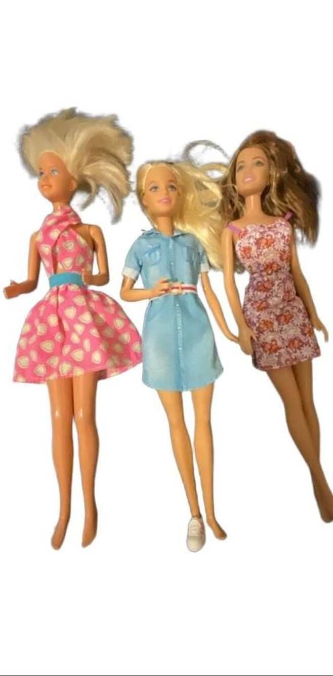Mattel Barbie Lot Of 3 Fashion Dolls With Dresses